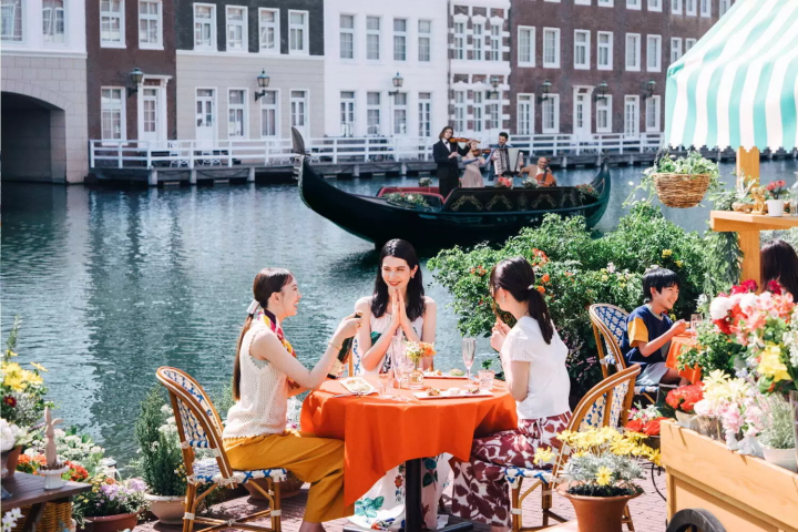 豪斯登堡 運河慶典