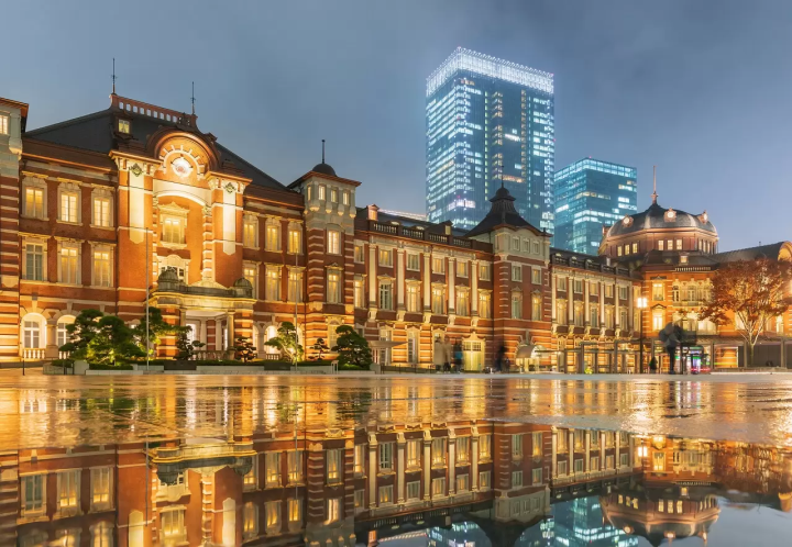 Japan's Rainy Season 2023: Basic Information and What to Wear