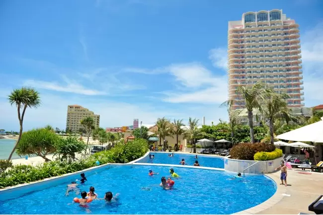 沖繩飯店住宿 The Beach Tower Okinawa Terme