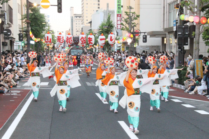 【2023年度版】山形の伝統的なお祭り「山形花笠まつり」