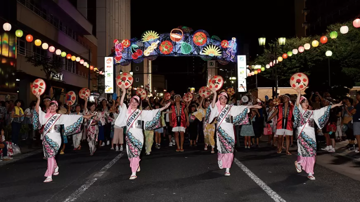 【2023年度版】山形の伝統的なお祭り「山形花笠まつり」