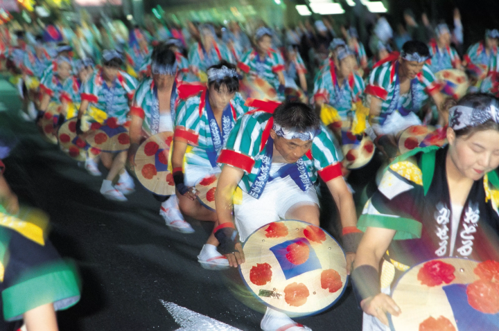 【2023年度版】山形の伝統的なお祭り「山形花笠まつり」