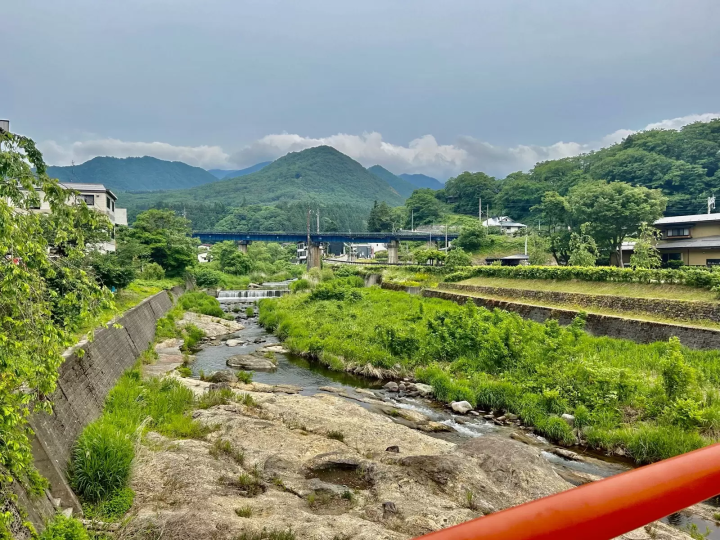 เพลิดเพลินกับธรรมชาติและประวัติศาสตร์ที่ยามาเดระ สถานที่ที่เกี่ยวข้องกับมัตสึโอะ บาโช
