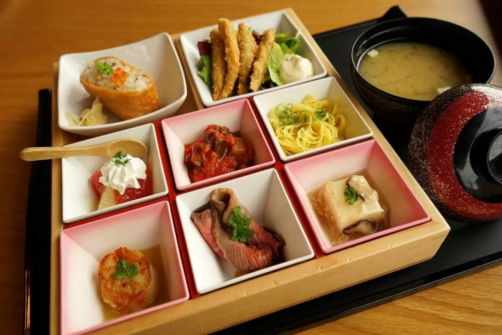 Hakone Day Trip - Stunning Scenery, Nature And Souvenir Workshops