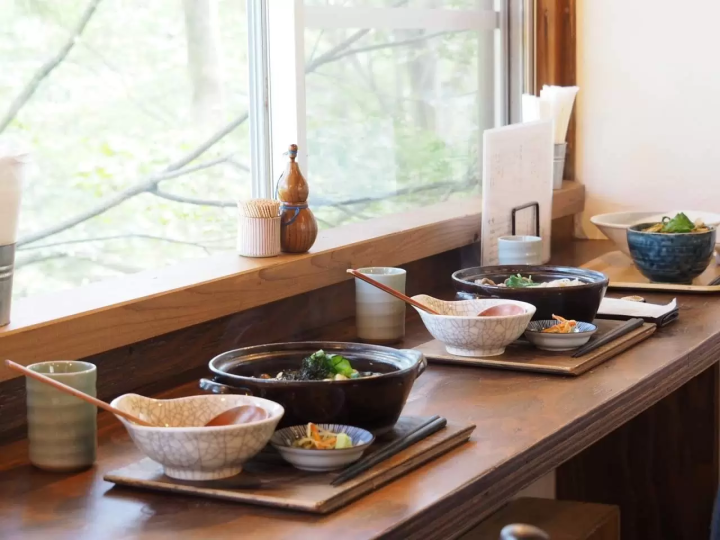 Cafés, Bamboo Forests, And Shopping In Hakone - A Relaxing Itinerary