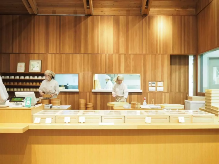 Cafés, Bamboo Forests, And Shopping In Hakone - A Relaxing Itinerary