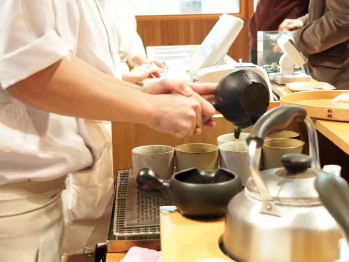 Cafés, Bamboo Forests, And Shopping In Hakone - A Relaxing Itinerary