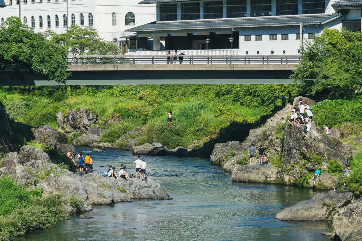 【岐阜県】川遊びから盆踊りまで！夏を満喫できる「郡上八幡」