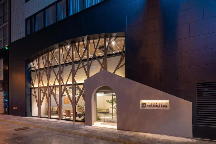 osaka capsule hotels