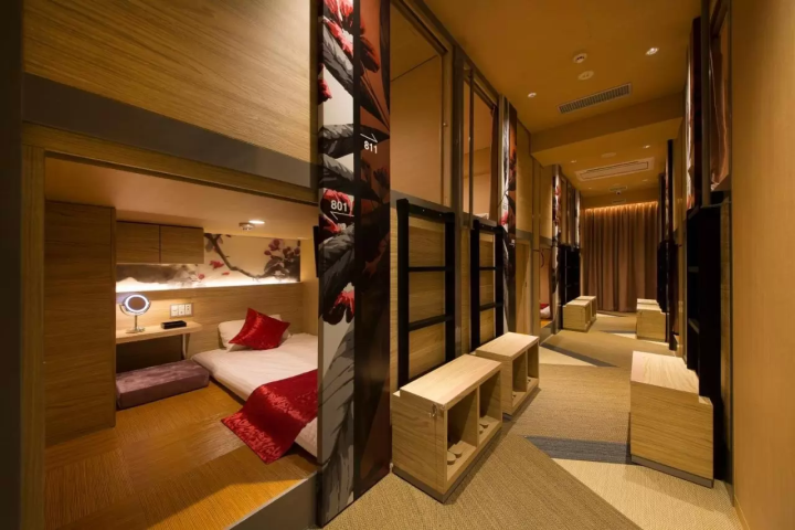 osaka capsule hotels
