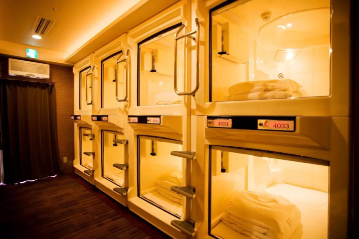 osaka capsule hotels