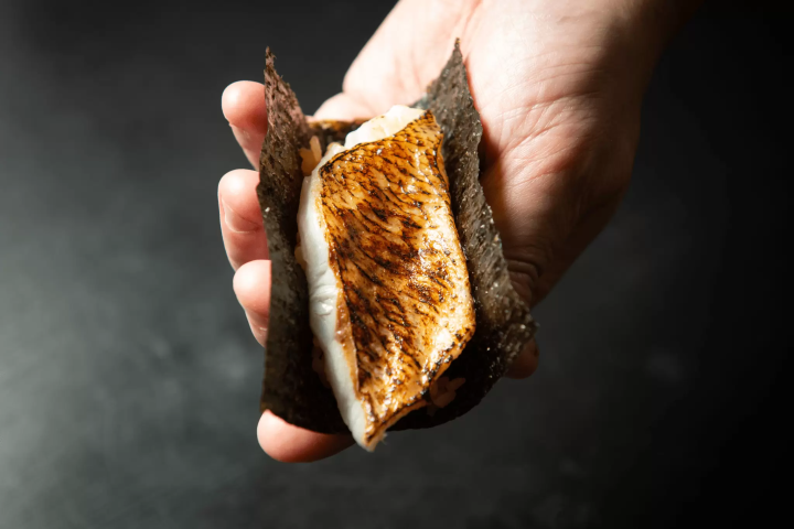 [大阪美食]“Uzushio”用寿司和鱼火锅吃在木津市场购买的极其稀有的鱼