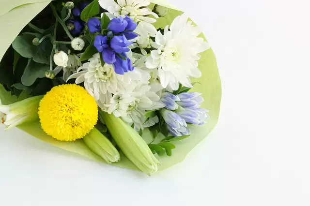 【夏】作法を守ってご先祖様を供養しよう。「お墓参り」のやり方