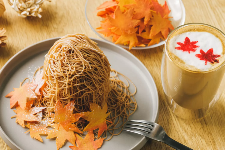 房間裡有一萬片楓葉?在「星野集團 BEB5 輕井澤」享受獨特的紅葉體驗!