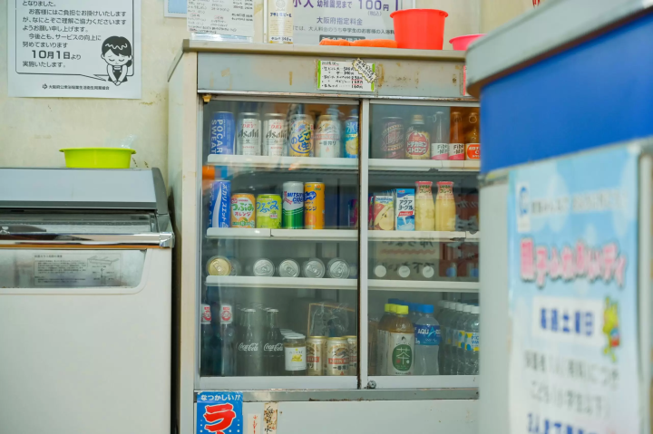 沉浸在昭和風格中！公共浴場“惠比壽湯”仍然用柴火煮沸，是商店街的大型公共浴場