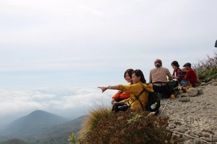 栗驹山的红叶堪称“上帝的地毯”