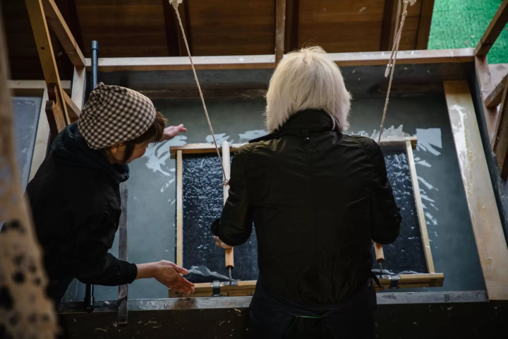 【手仕事のまち越前市】クリエイターを刺激する越前和紙の底力