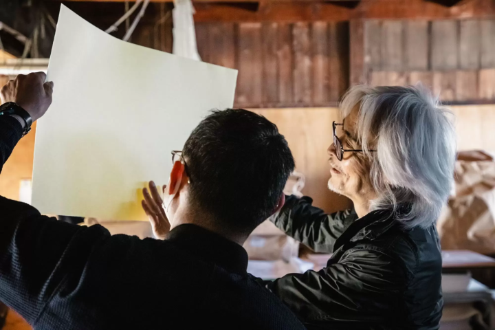 【手仕事のまち越前市】クリエイターを刺激する越前和紙の底力