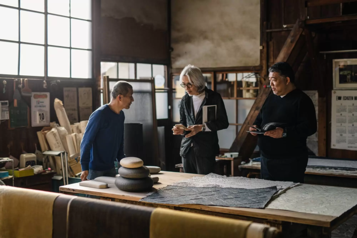 【手仕事のまち越前市】クリエイターを刺激する越前和紙の底力