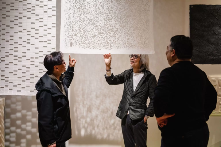 【手仕事のまち越前市】クリエイターを刺激する越前和紙の底力