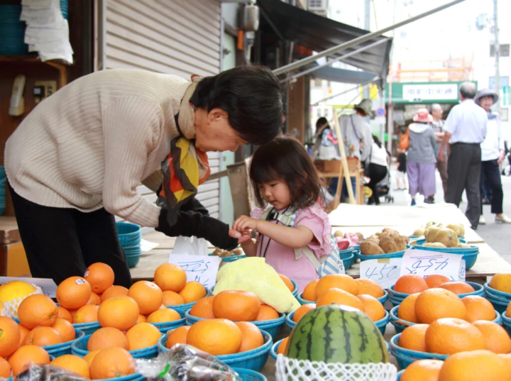 【姫路市】お散歩して、おしゃべりして、お買い物して 第3土曜は「旧市のきさき朝市」