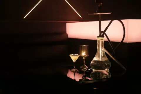 신바시의 은신처 시샤버 “유연지”