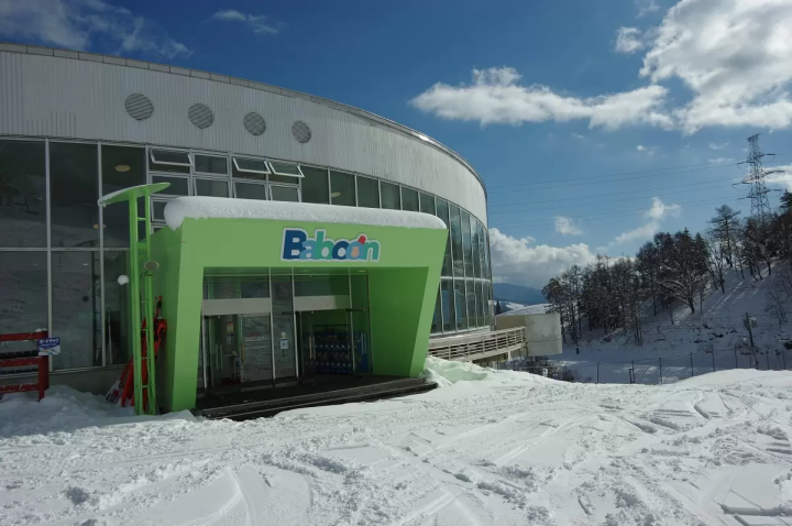 [จังหวัดกิฟุ, โอคุมิโนะ] สกีรีสอร์ท "ลิงบาบูน" ที่ผู้ปกครองและเด็ก ๆ สามารถเล่นได้!