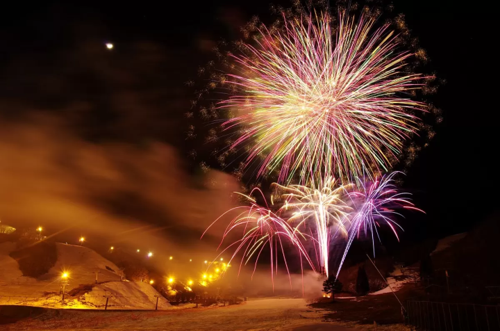 【岐阜県・奥美濃】ホテル隣接！ 夜も楽しいスキー場『DYNALAND』！