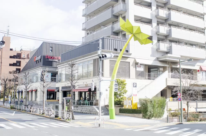 Tokyo's Stylish Daikanyama: 7 Coffee Shops and Places to Visit