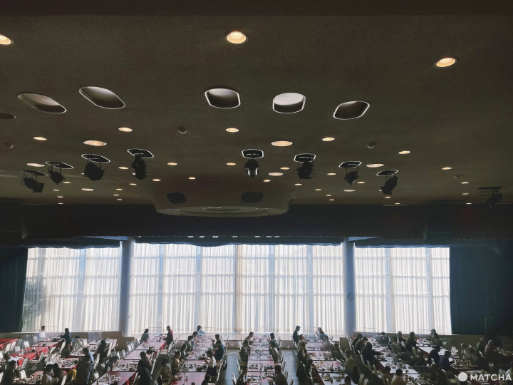 【靜岡住宿】一秒進入昭和時空的老舖飯店「伊東溫泉鳩屋」