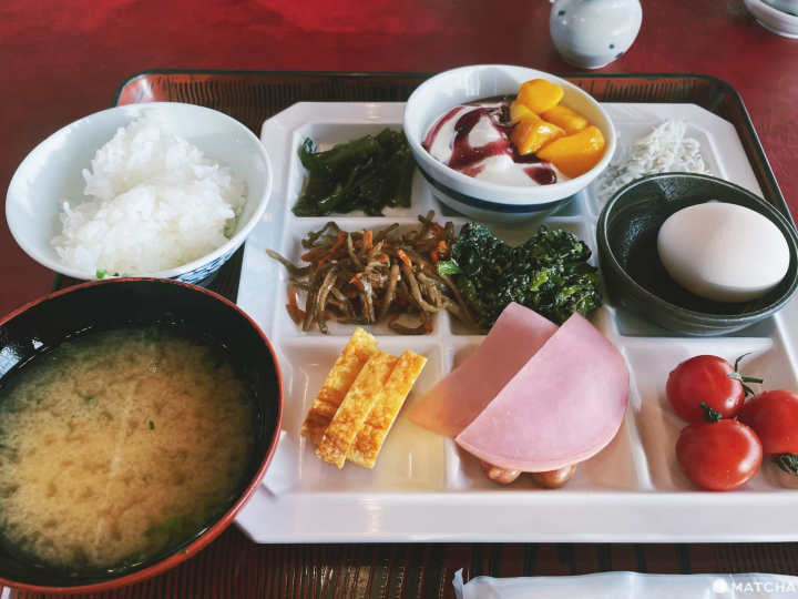 【靜岡住宿】一秒進入昭和時空的老舖飯店「伊東溫泉鳩屋」