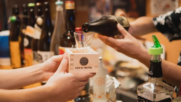 大阪住宿新選擇！整個商店街都是飯店「SEKAI HOTEL 布施」