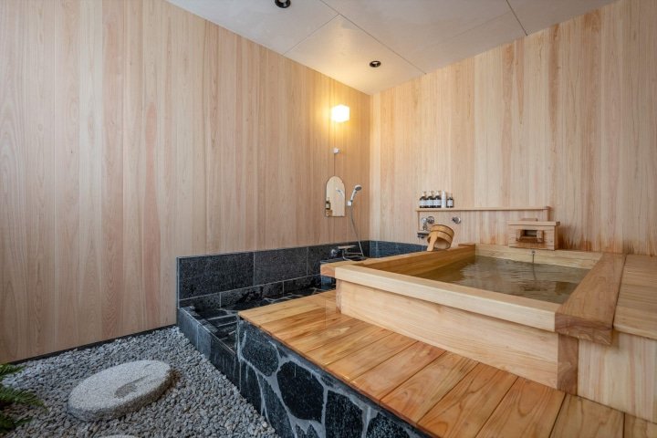 【兵庫】湯村温泉のおすすめ紅葉スポットを紹介。温泉と美食を堪能しよう!