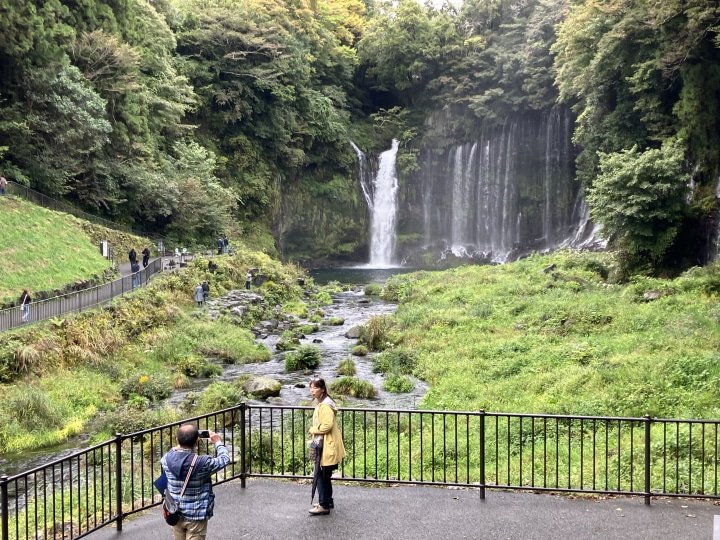 白絲瀑布、音留瀑布、河口湖周邊的觀光景點資訊。