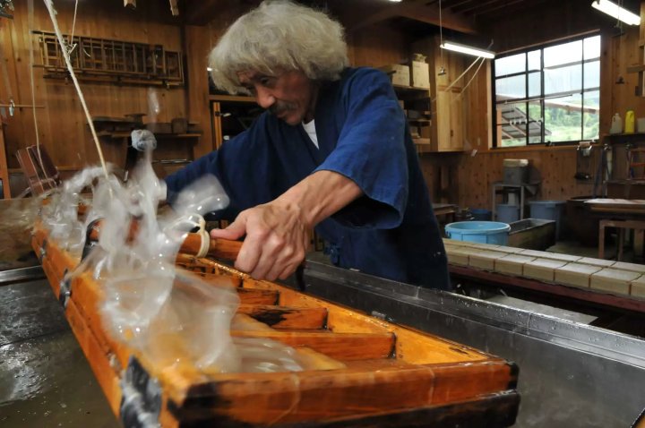 The Origin Story of Kubota: Handmade Japanese Paper and Calligraphy for the Label