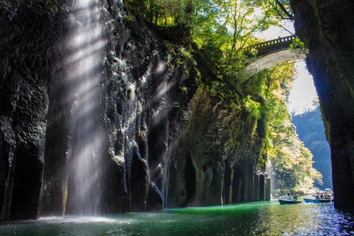 【福岡出發】宮崎巴士一日遊！能量景點上色見熊野座神社、高千穗峽谷、天岩戶神社一次滿足！