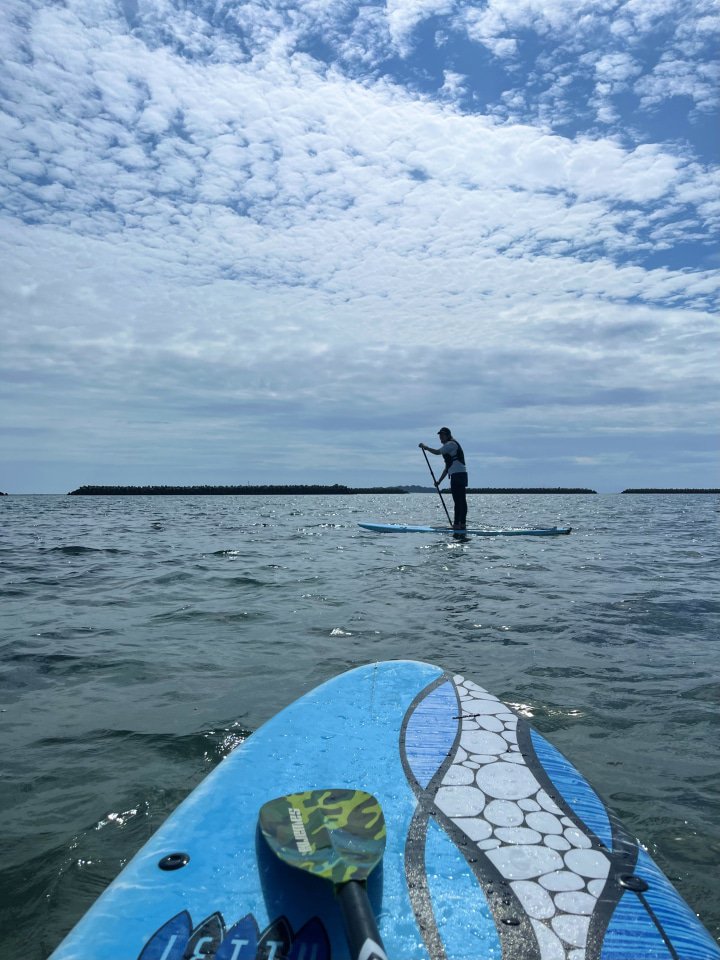 【你和水母一起在海上漫步吗？ ～山口市美乃滨明步SUP体验～]