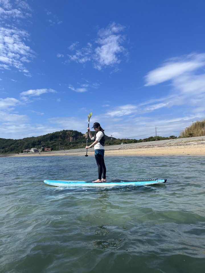 【你和水母一起在海上漫步吗？ ～山口市美乃滨明步SUP体验～]