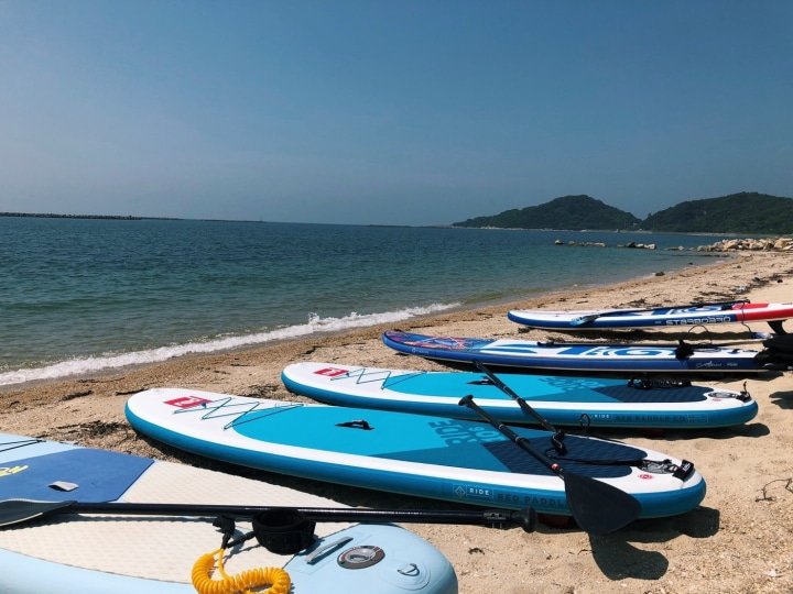 【你和水母一起在海上漫步吗？ ～山口市美乃滨明步SUP体验～]