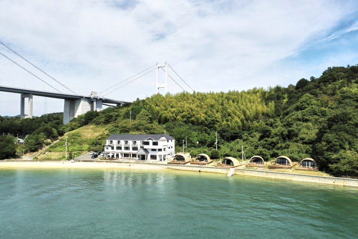 瀬戸内海の島に泊まる！GLAMPROOKしまなみのある「馬島」への行き方