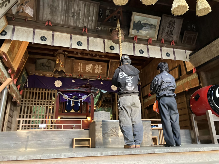 【야마나시·가와구치코】 조용히 마음을 깨끗하게 하고 싶은 사람에게. 가와구치 아사마 신사