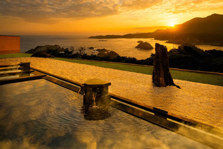 3 เรียวกังของ Hoshino Resorts KAI ที่ต้องแวะไปพักในฤดูหนาว ลิ้มรสปูแสนอร่อยที่ออนเซ็นเรียวกัง