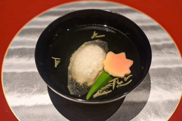 เต็มไปด้วยเสน่ห์ของเกาะอันห่างไกลแห่งเซโตะอุจิ! รายงานที่พัก "GLAMPROOK Shimanami" (อาคารโรงแรม)