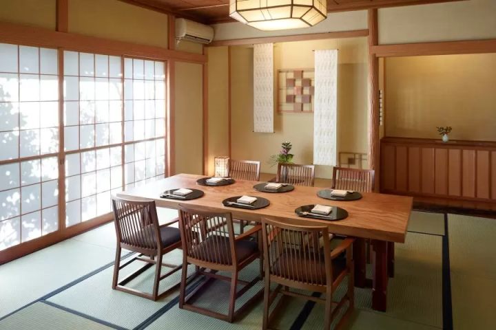 【神奈川鶴卷温泉】距离新宿60分钟！在“元汤阵屋”一日游，享受温泉和美食！