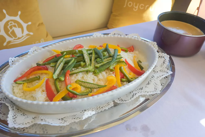 游览“岛波海道”！享受濑户内海的豪华游轮和豪华美食