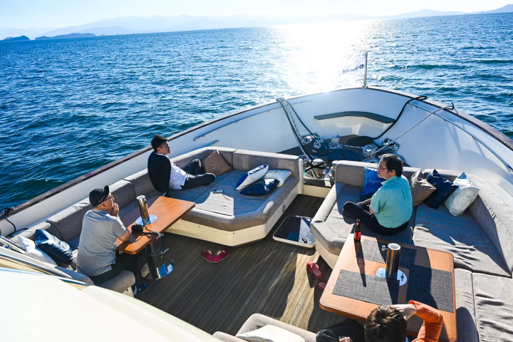 游览“岛波海道”！享受濑户内海的豪华游轮和豪华美食