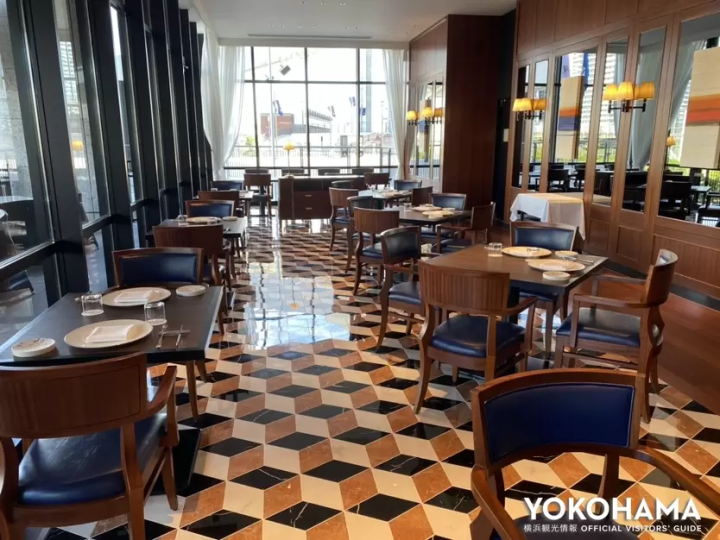 特色餐廳“海洋米蘭海鮮烤牛肉” 