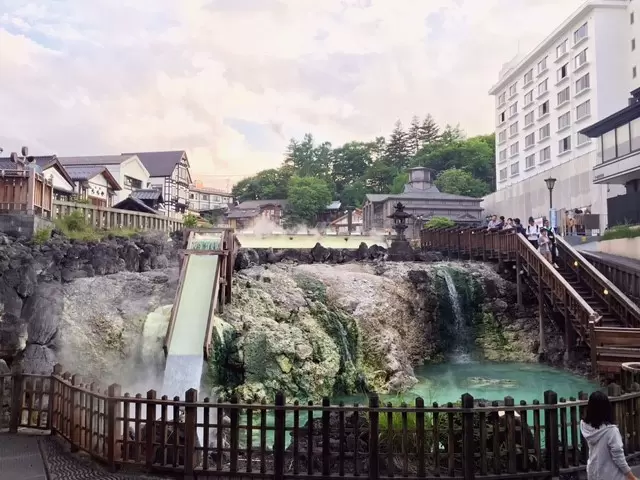 [กุมมะ/ออนเซ็น] หลักสูตรท่องเที่ยว Kusatsu Onsen! ถนนหลวง บ่อน้ำพุร้อน สถานบันเทิงยามค่ำคืน