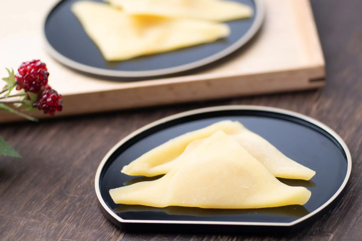 An easy-to-understand guide to Kyoto. Summary of access, 5 tourist spots, souvenirs, etc.