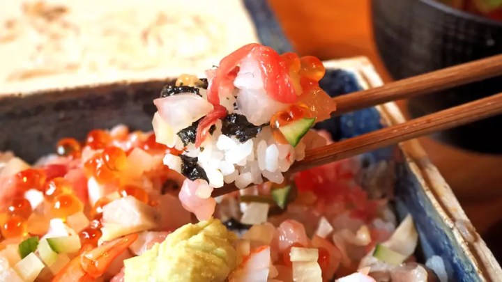 【一碗美味】體驗新潟縣村上市的美食宇宙「村上蓋飯大戰」！